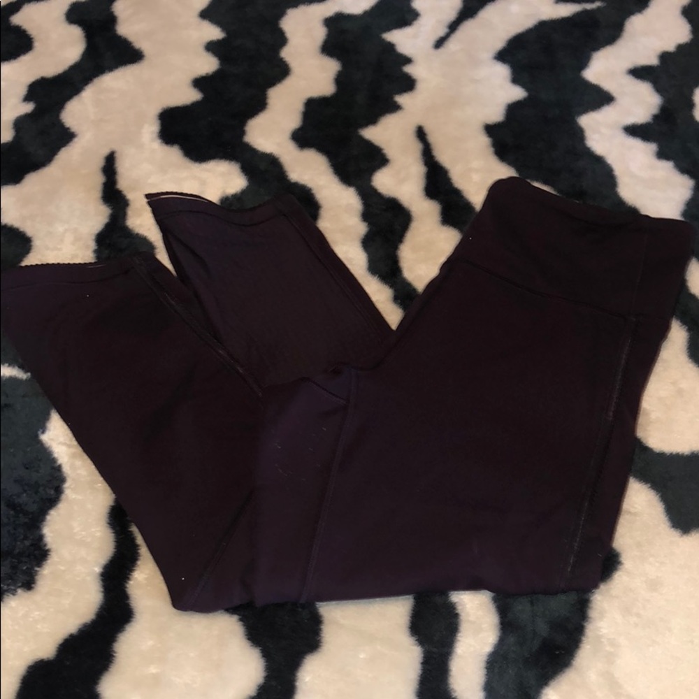 Lululemon crops